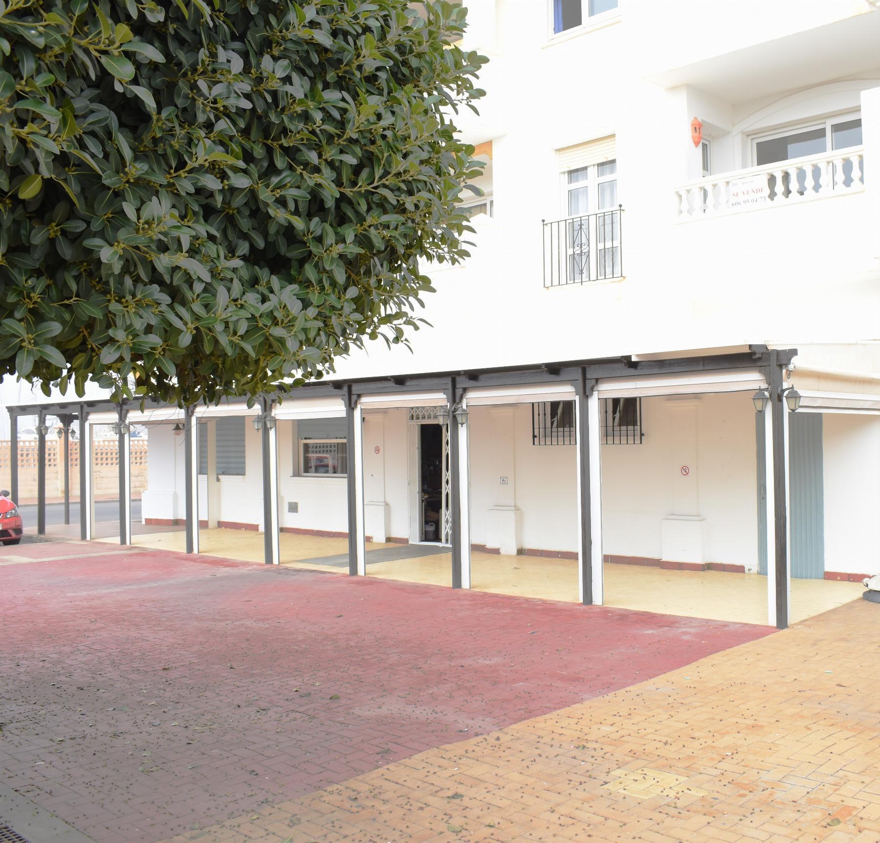 For sale of commercial in Almerimar