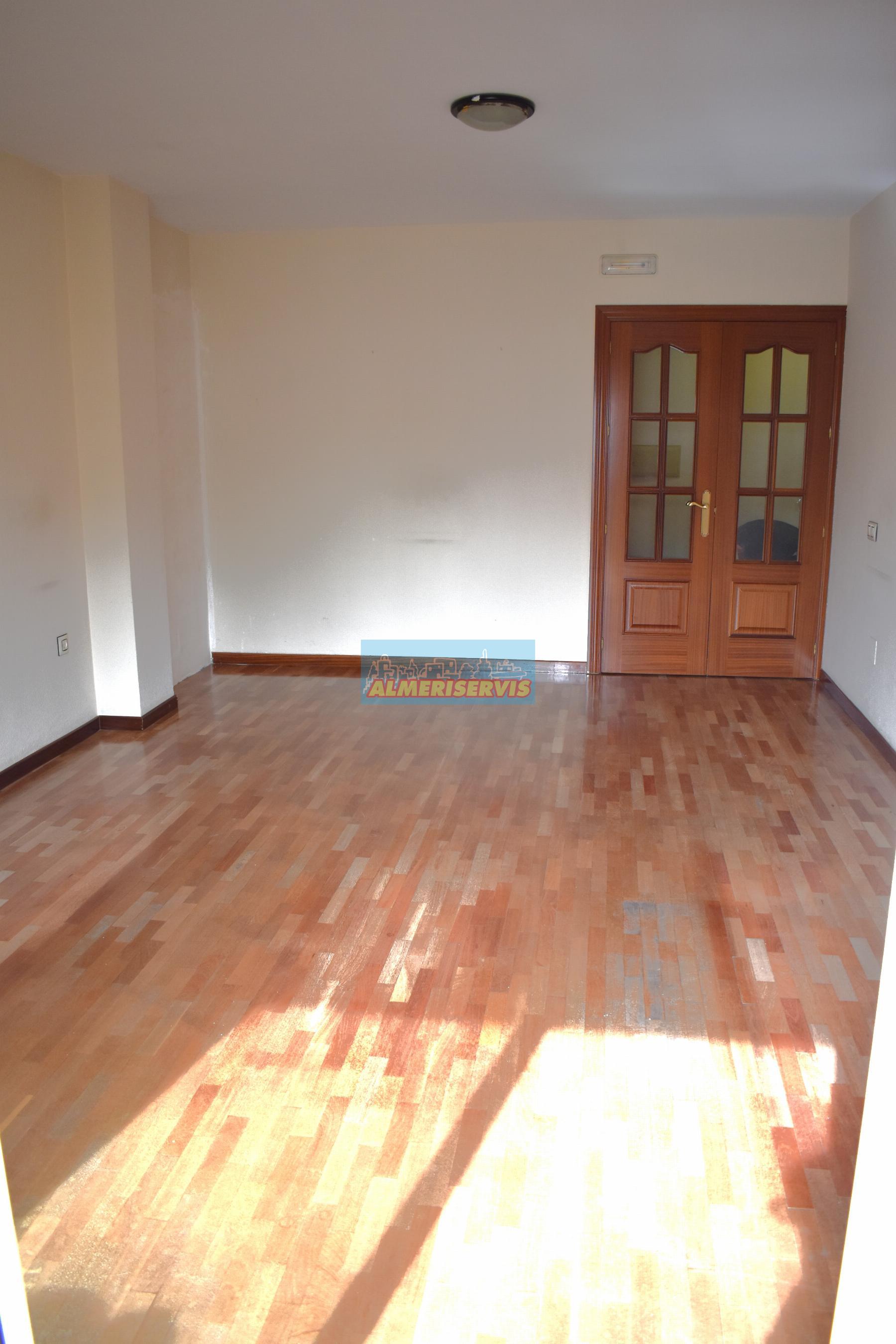 Продажа от

 Квартира на El Ejido