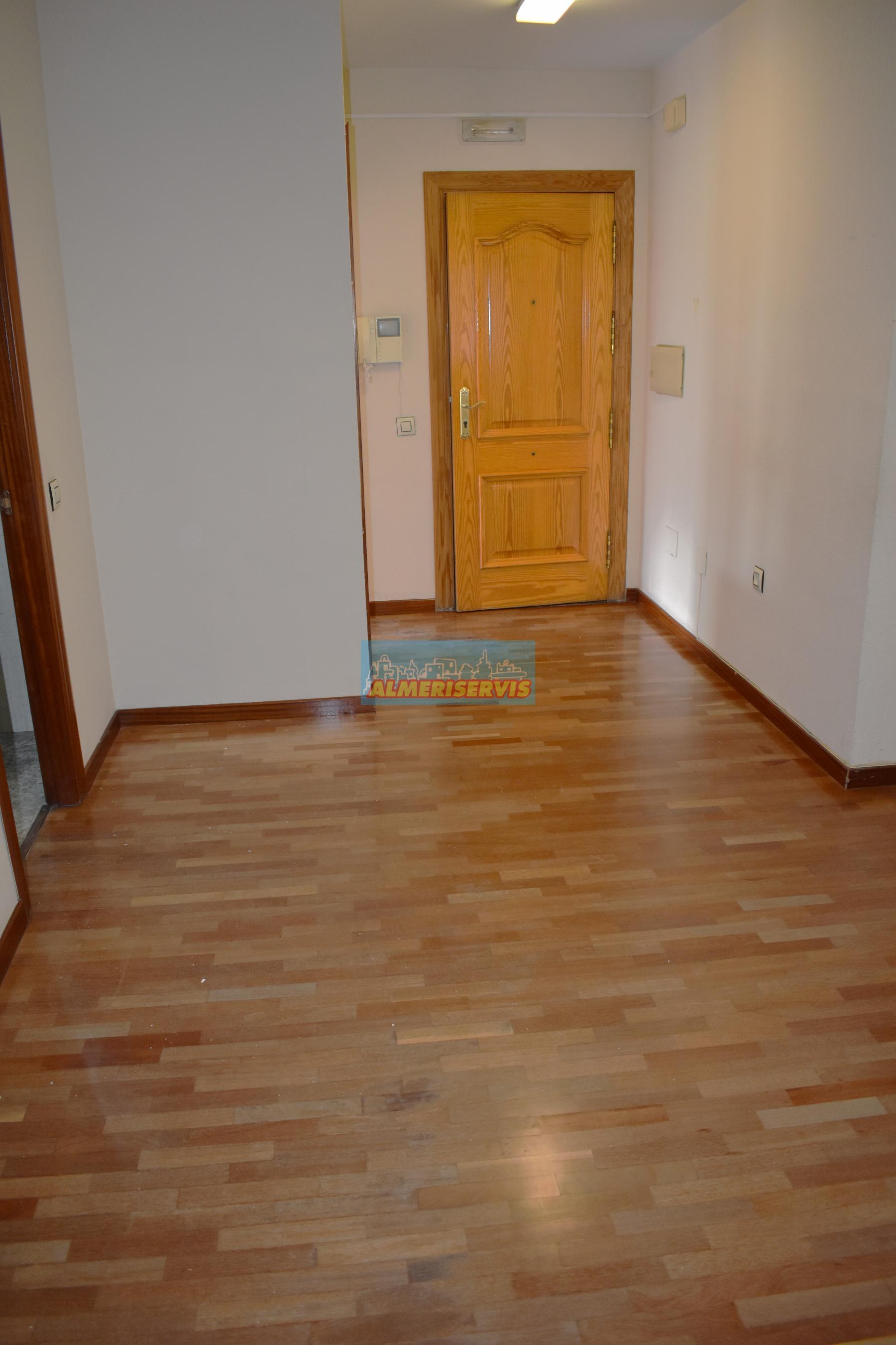 Продажа от

 Квартира на El Ejido