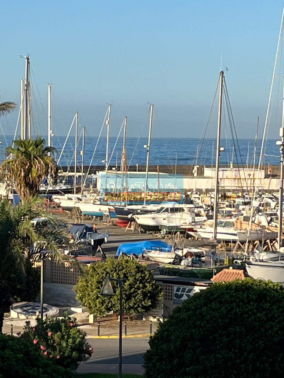 Venda de apartamento em Almerimar