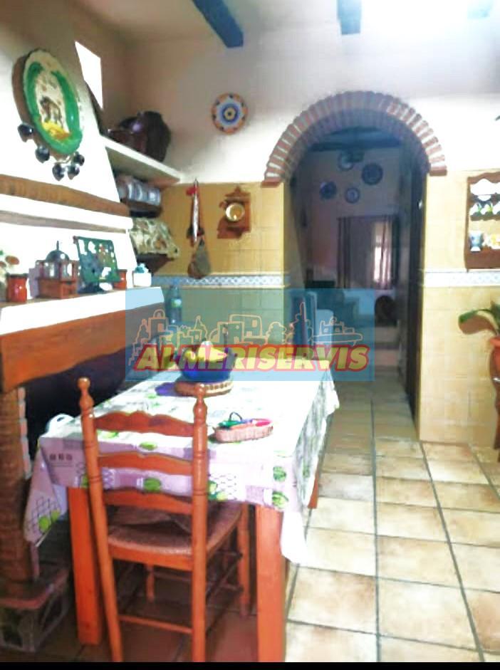 Venta de chalet en Berja