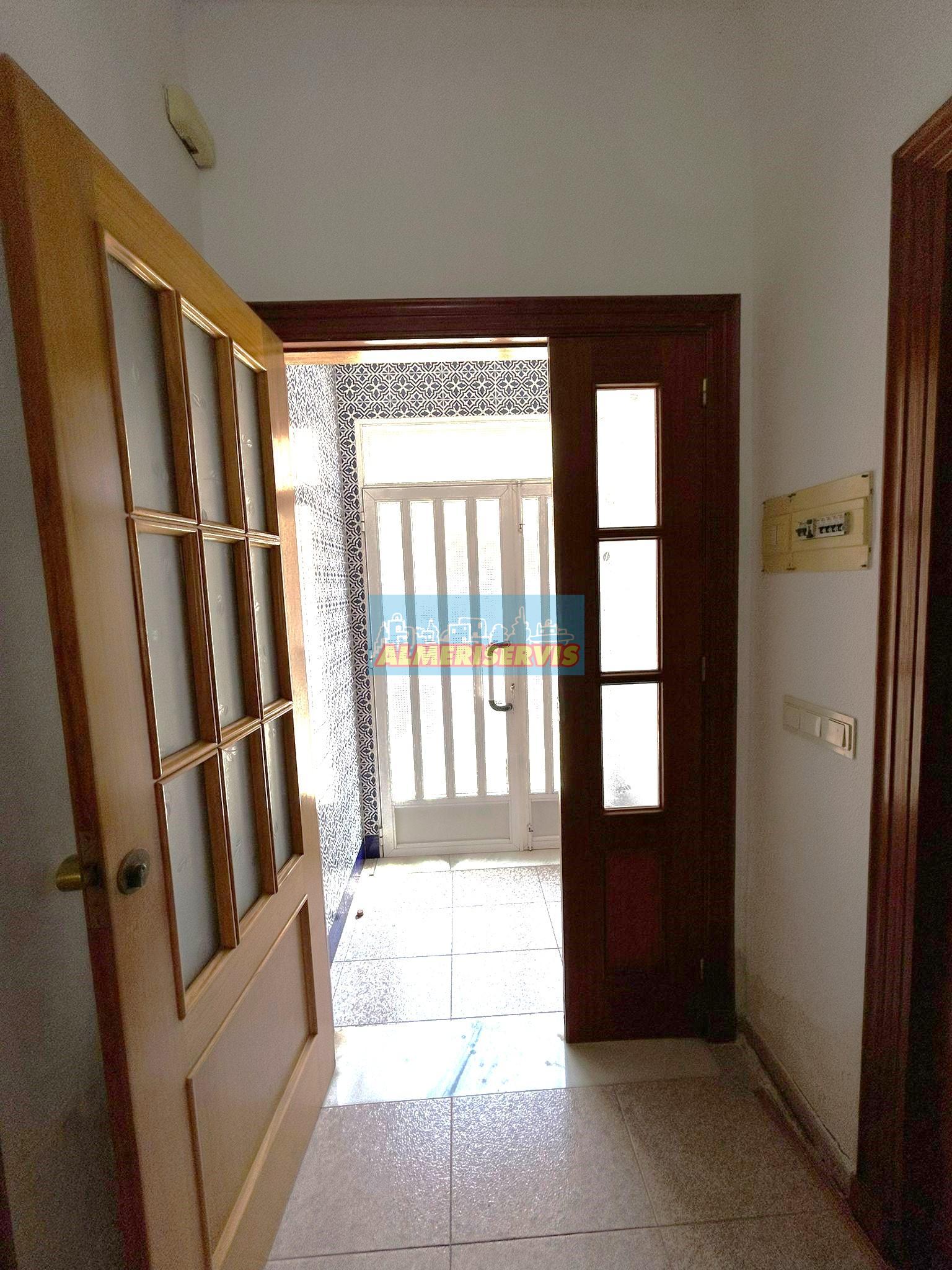 Zu verkaufen von haus in
 El Ejido