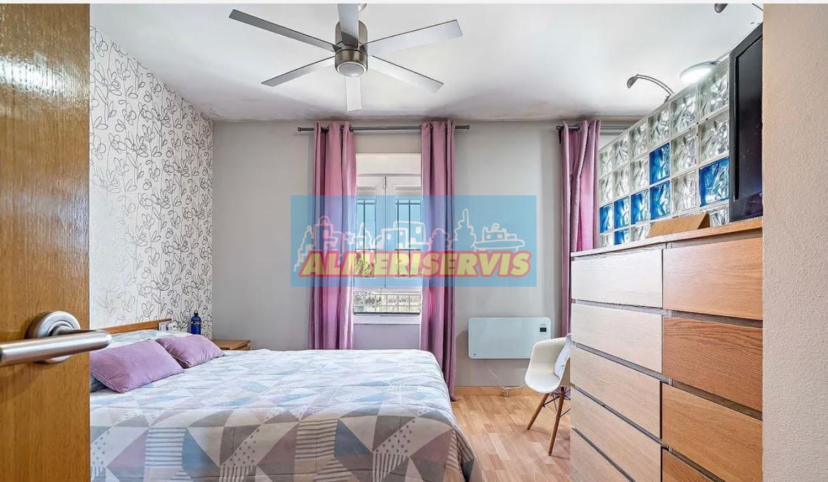 For sale of duplex in Almerimar