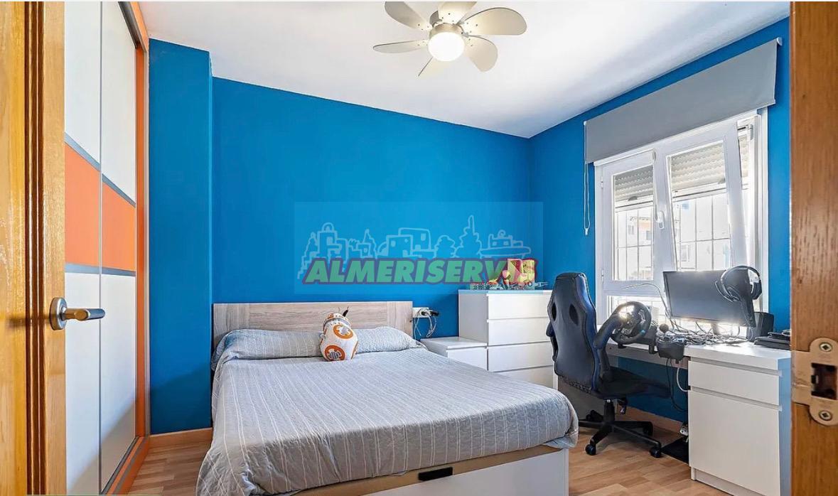 For sale of duplex in Almerimar