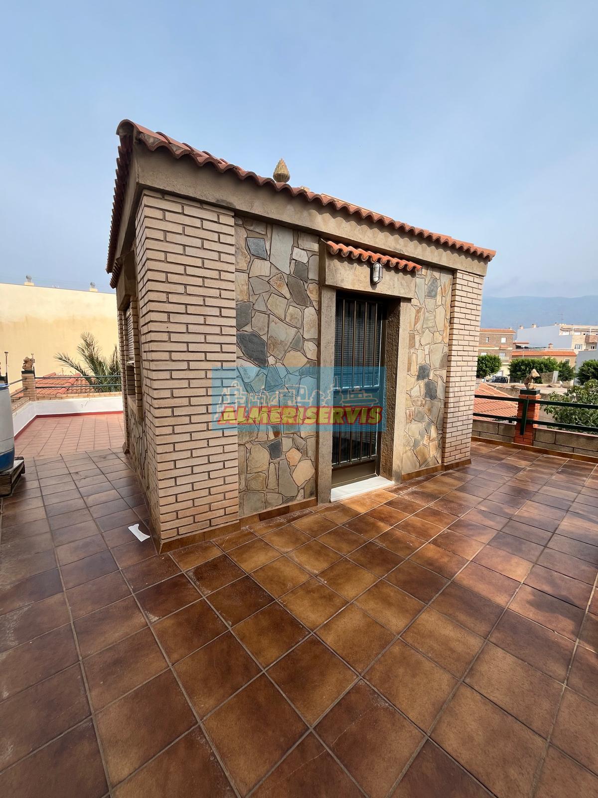 Venta de chalet en El Ejido
