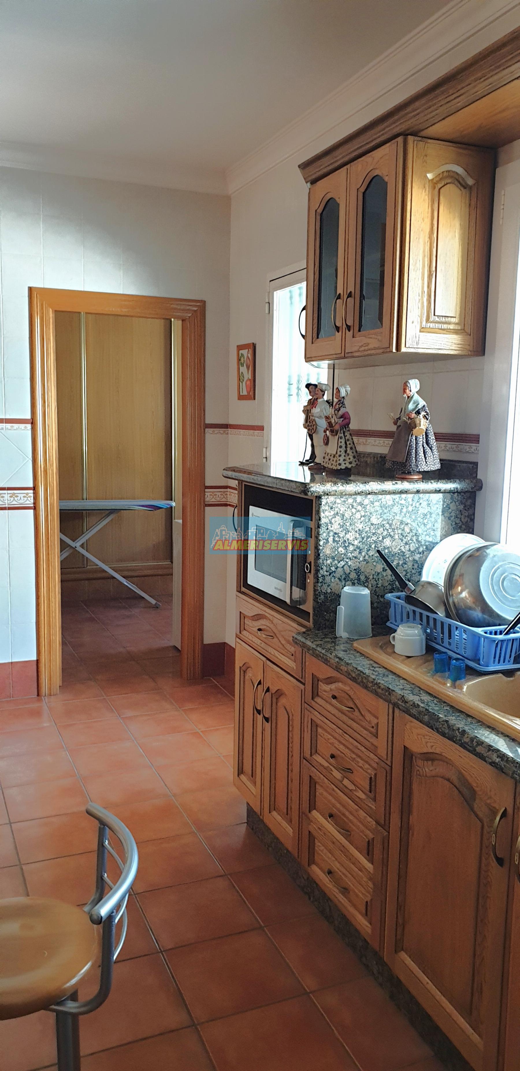 Köp av chalet i Berja