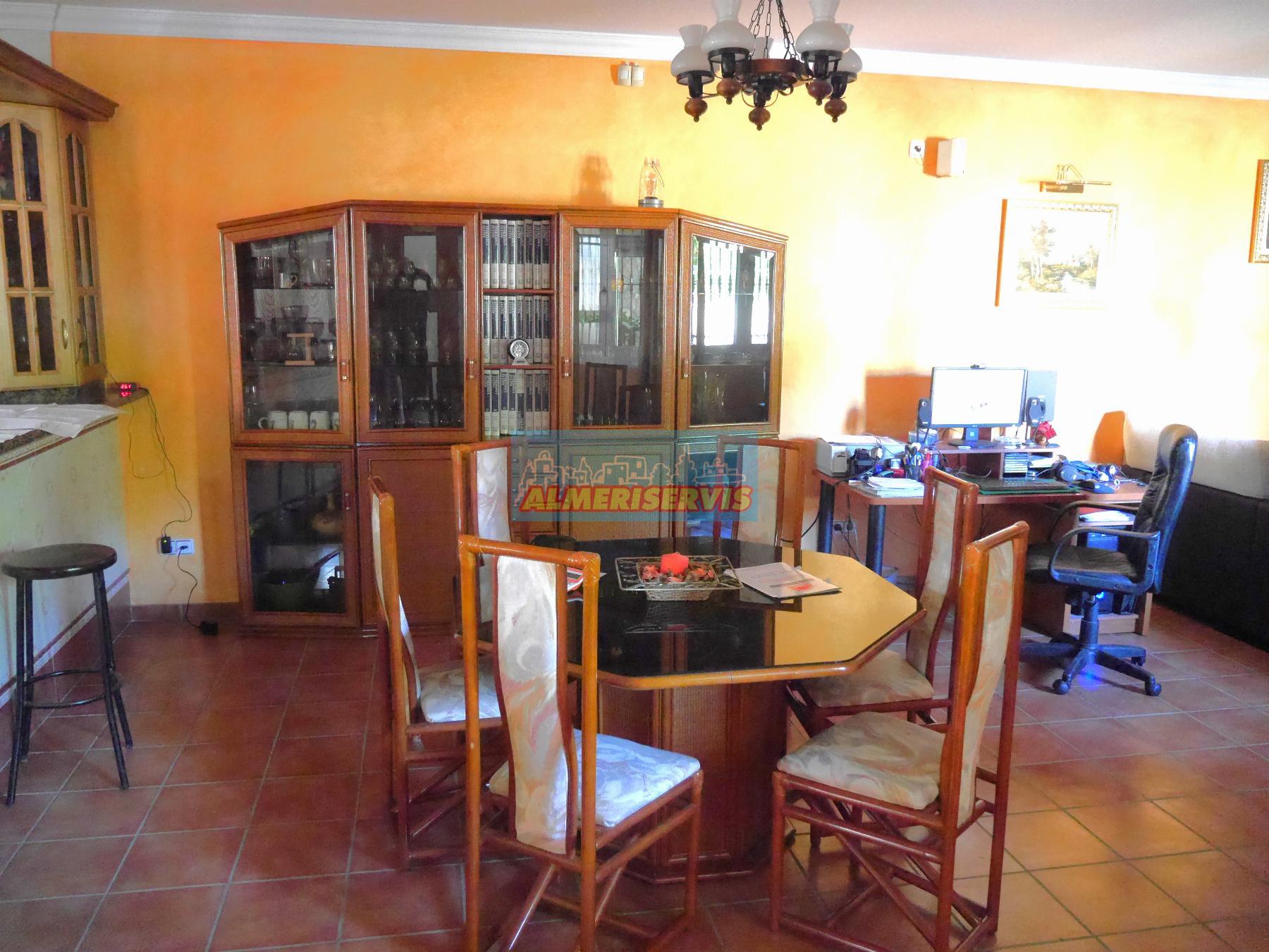 Köp av chalet i Berja