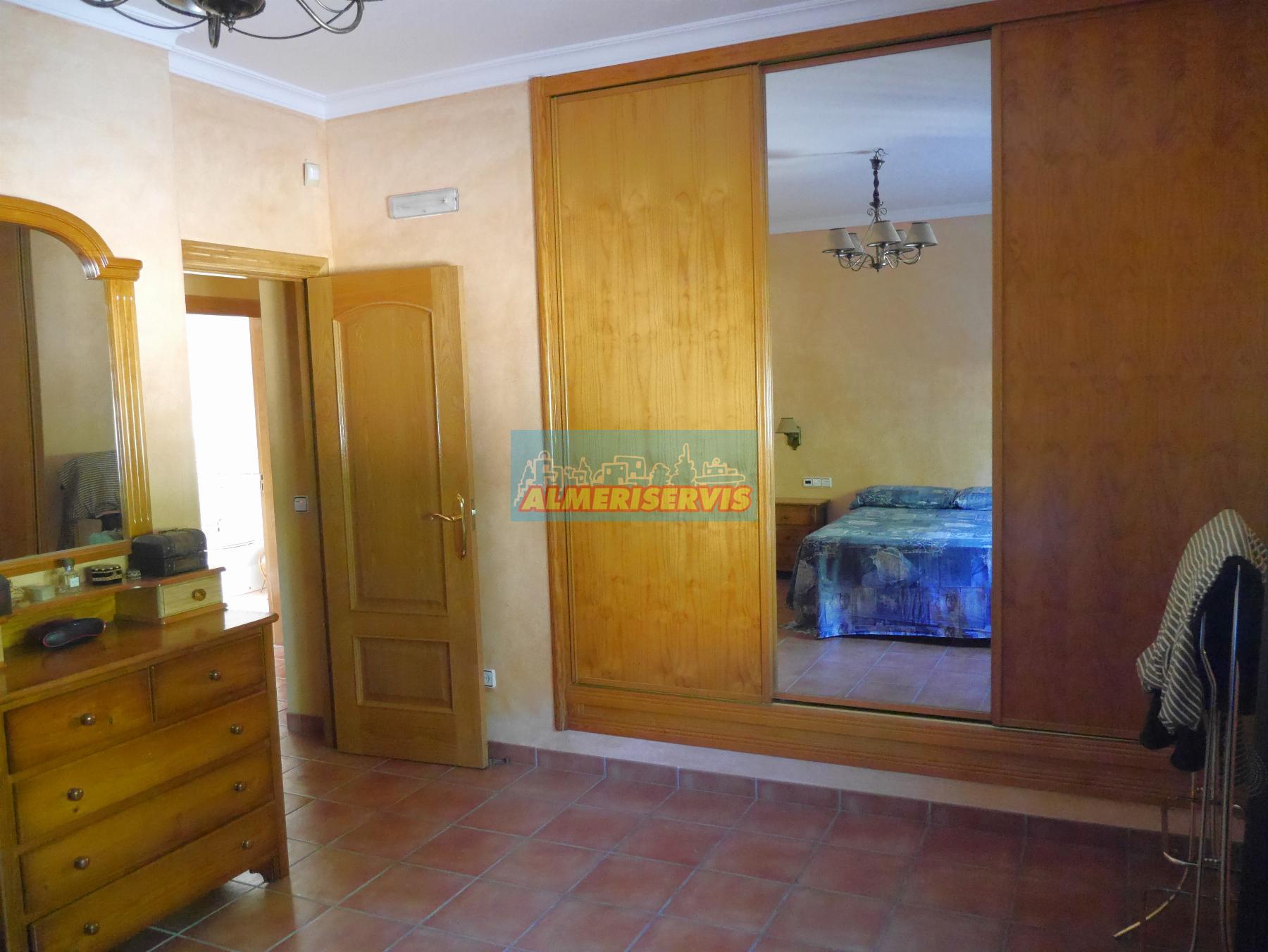 Köp av chalet i Berja