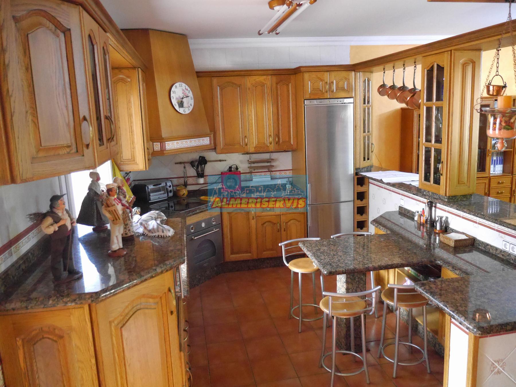 Köp av chalet i Berja