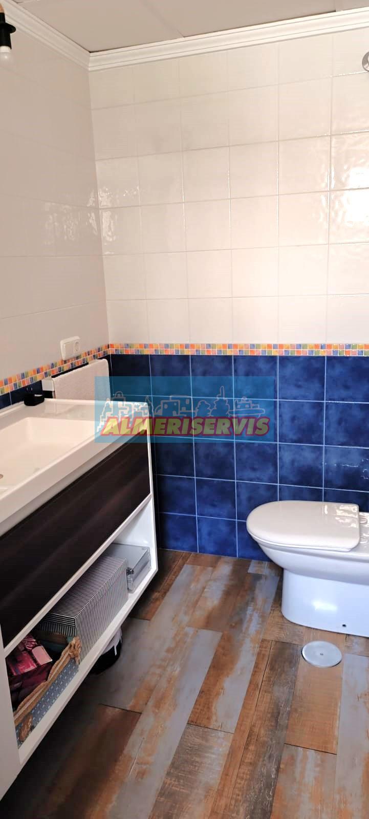 Verkoop van duplex appartement in Almerimar