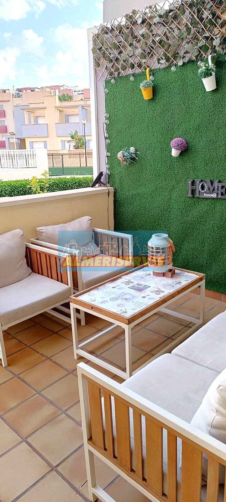 Verkoop van duplex appartement in Almerimar