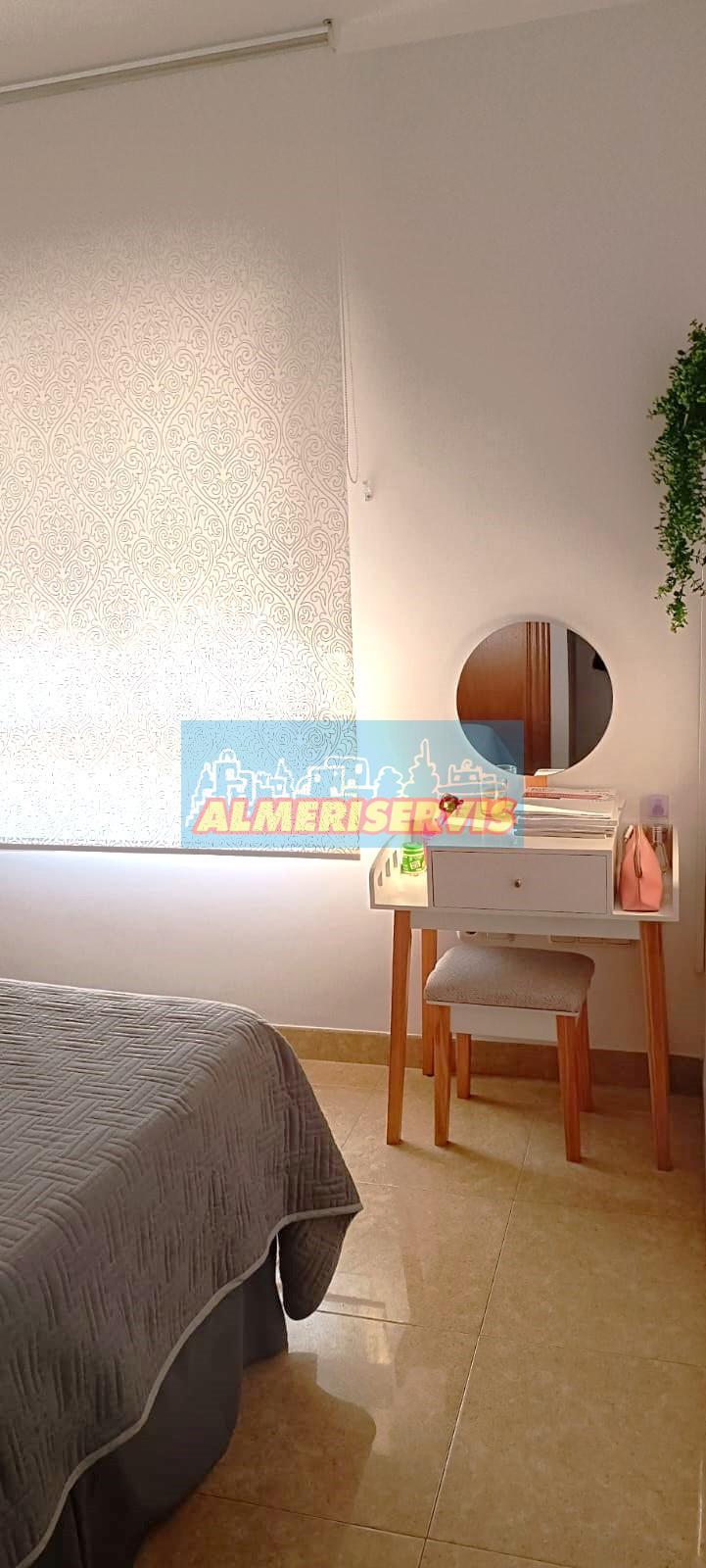 Verkoop van duplex appartement in Almerimar