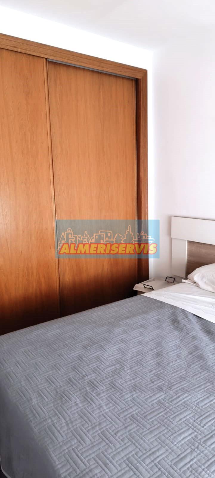 Verkoop van duplex appartement in Almerimar