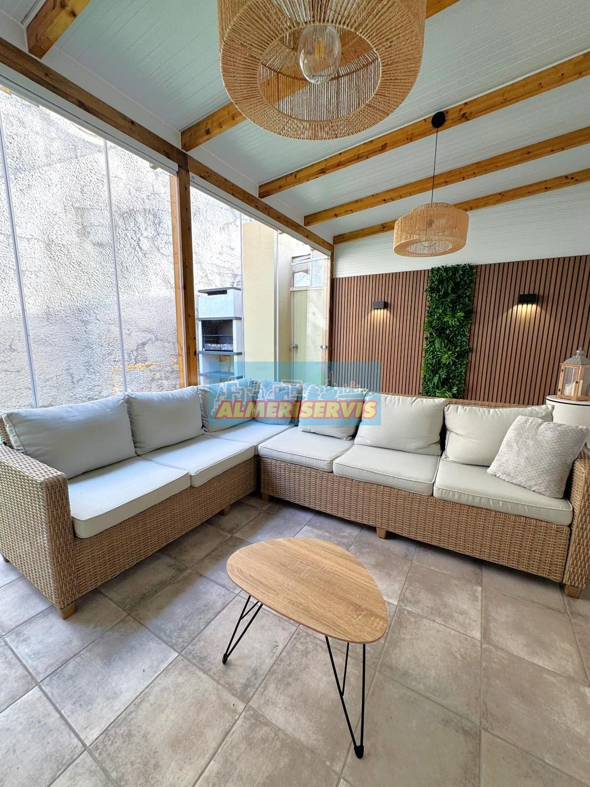 Köp av duplex i Aguadulce