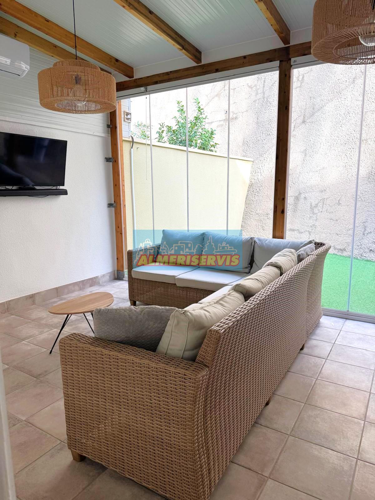 Köp av duplex i Aguadulce
