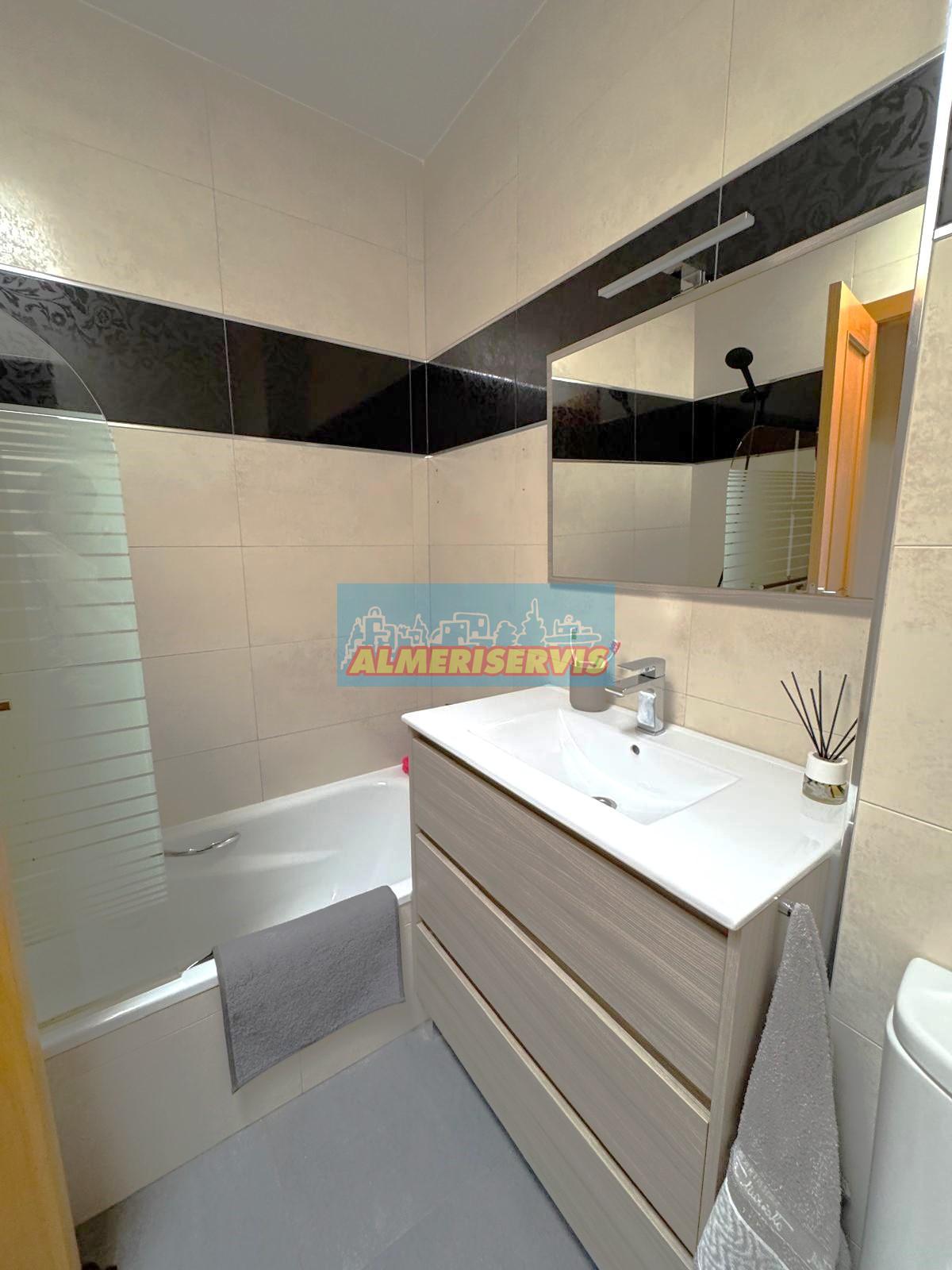 Köp av duplex i Aguadulce