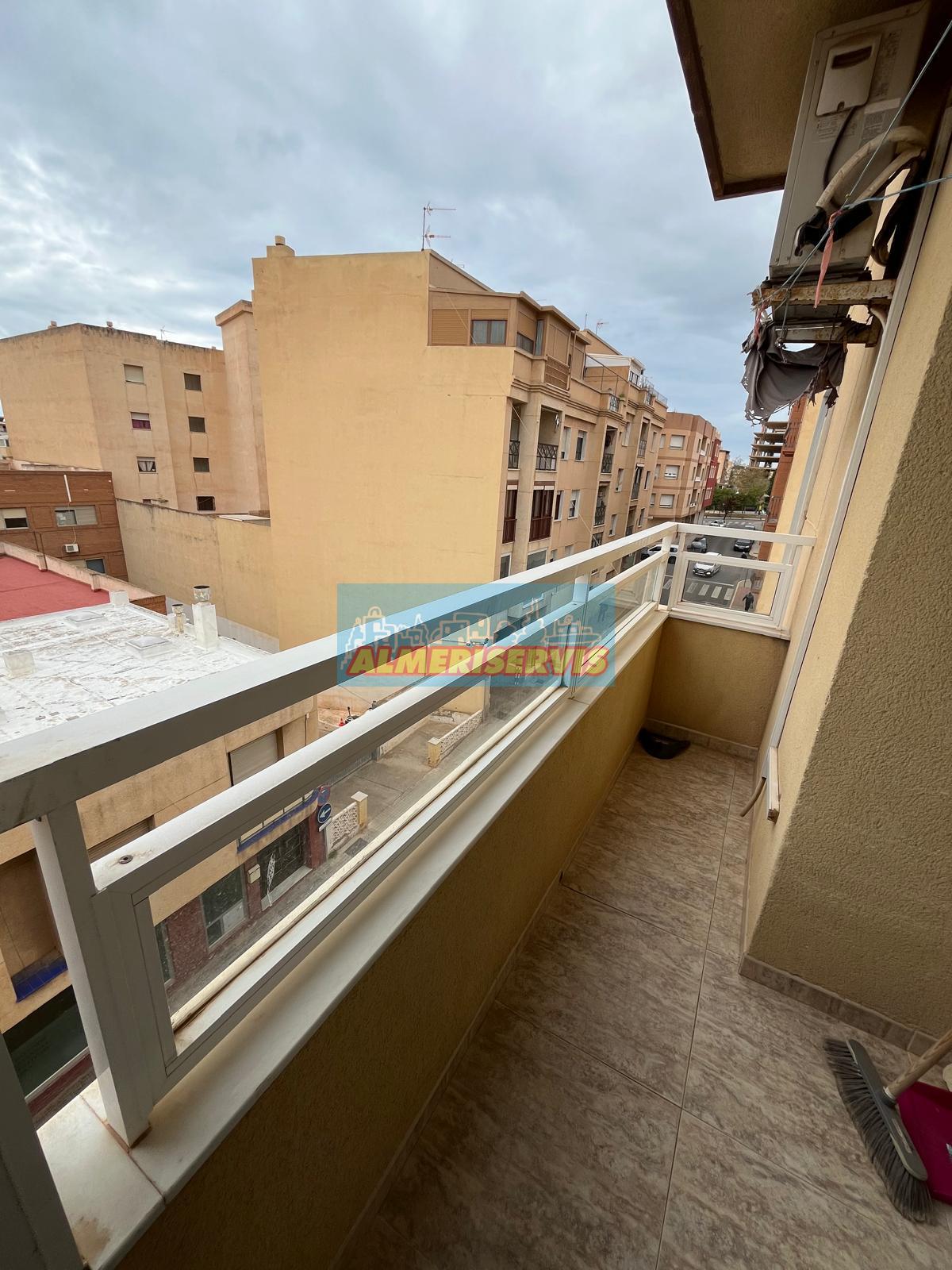 Salgai  apartamentu  El Ejido