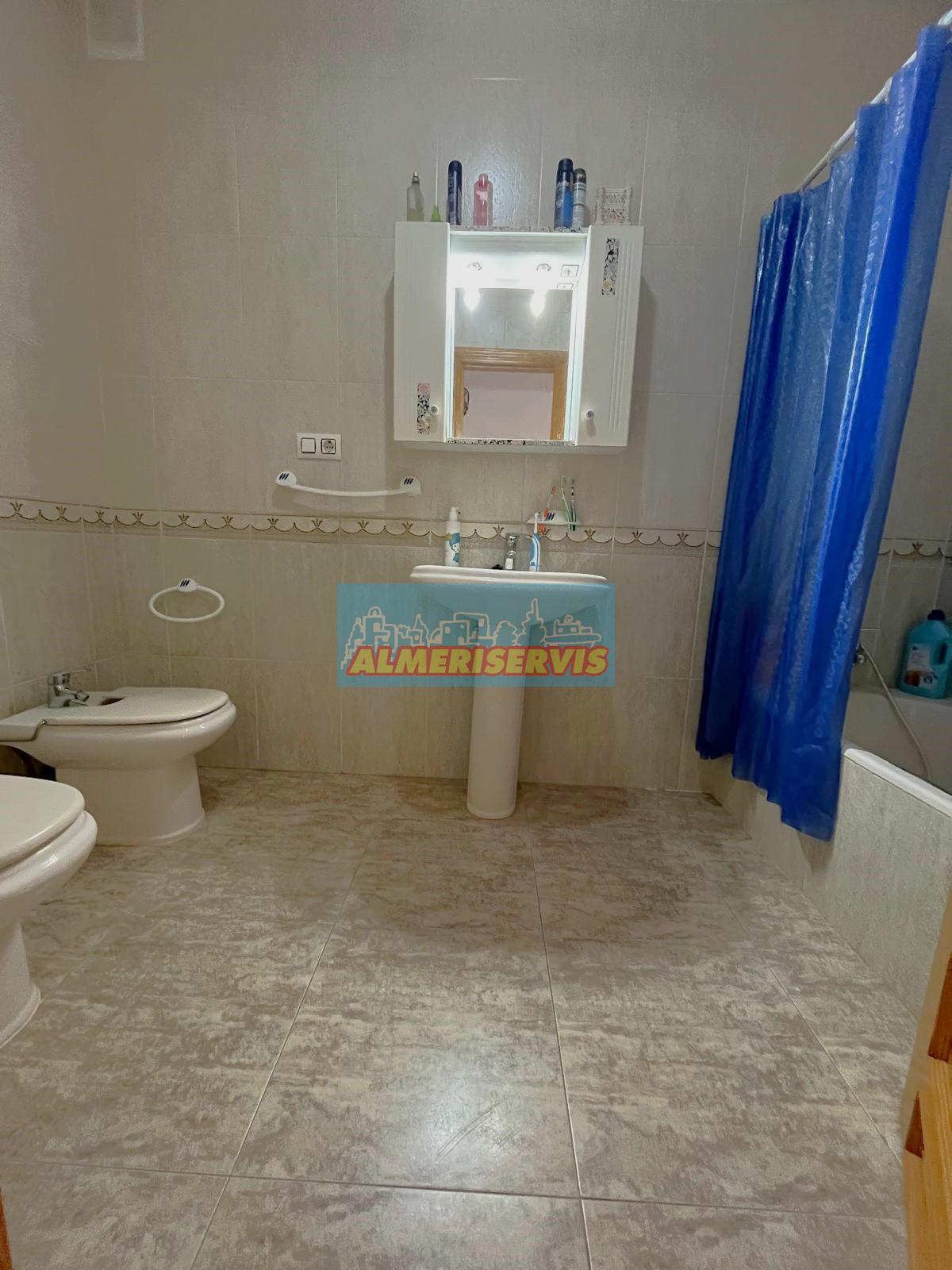 Salgai  apartamentu  El Ejido