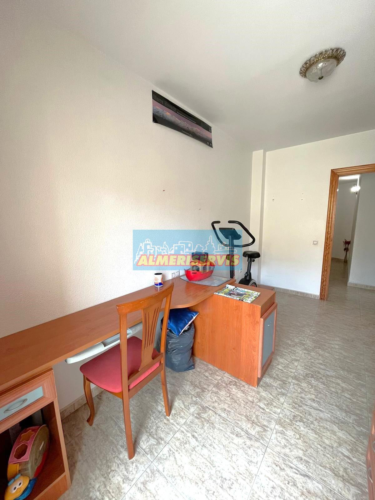 Salgai  apartamentu  El Ejido