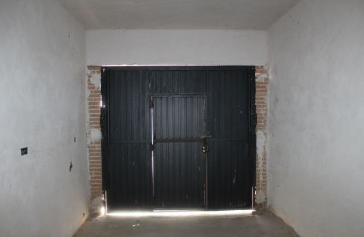 Venta de terreno en Erustes