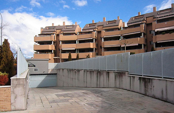 Venta de garaje en Boadilla del Monte