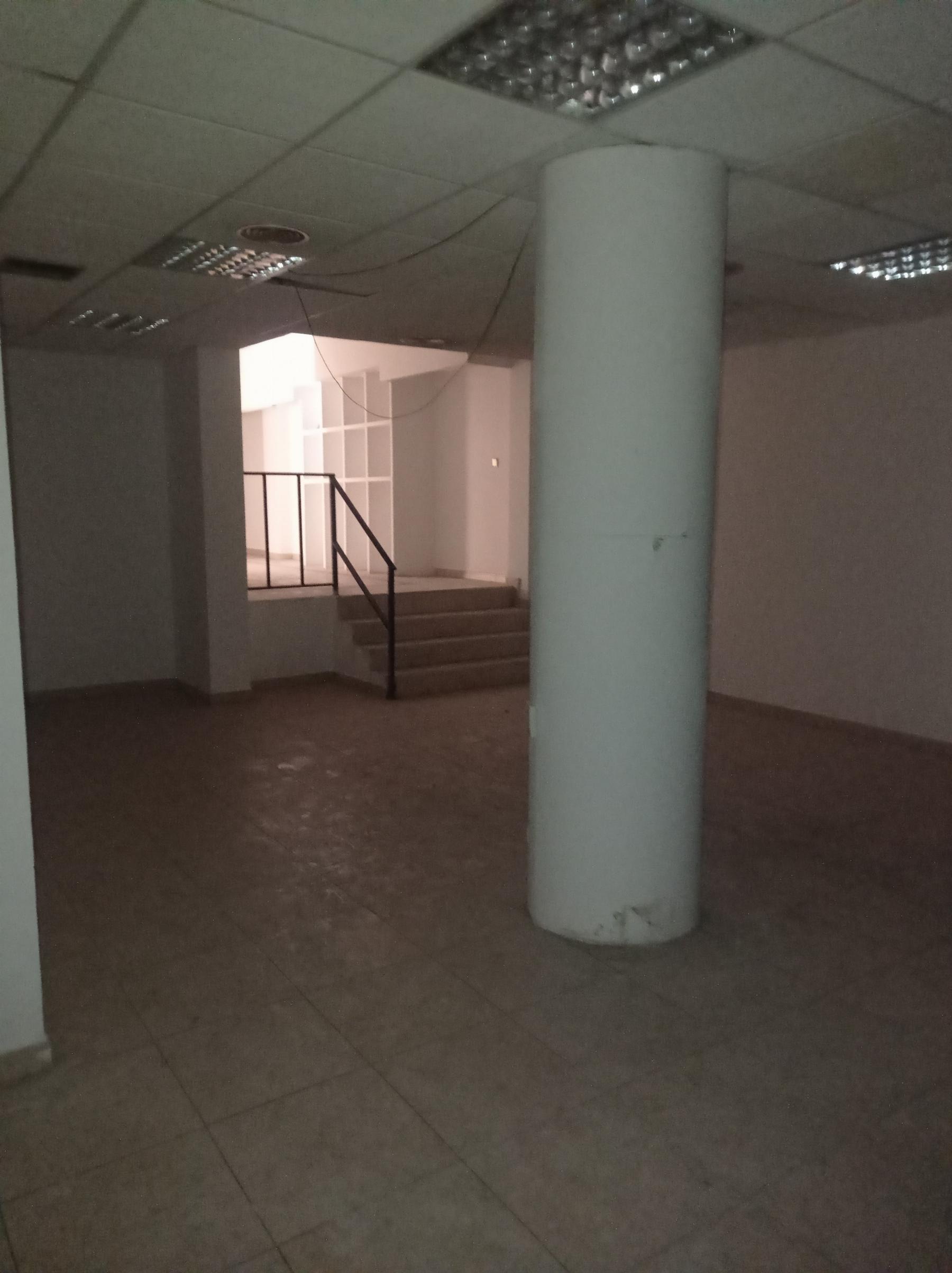 Venta de local comercial en Madrid