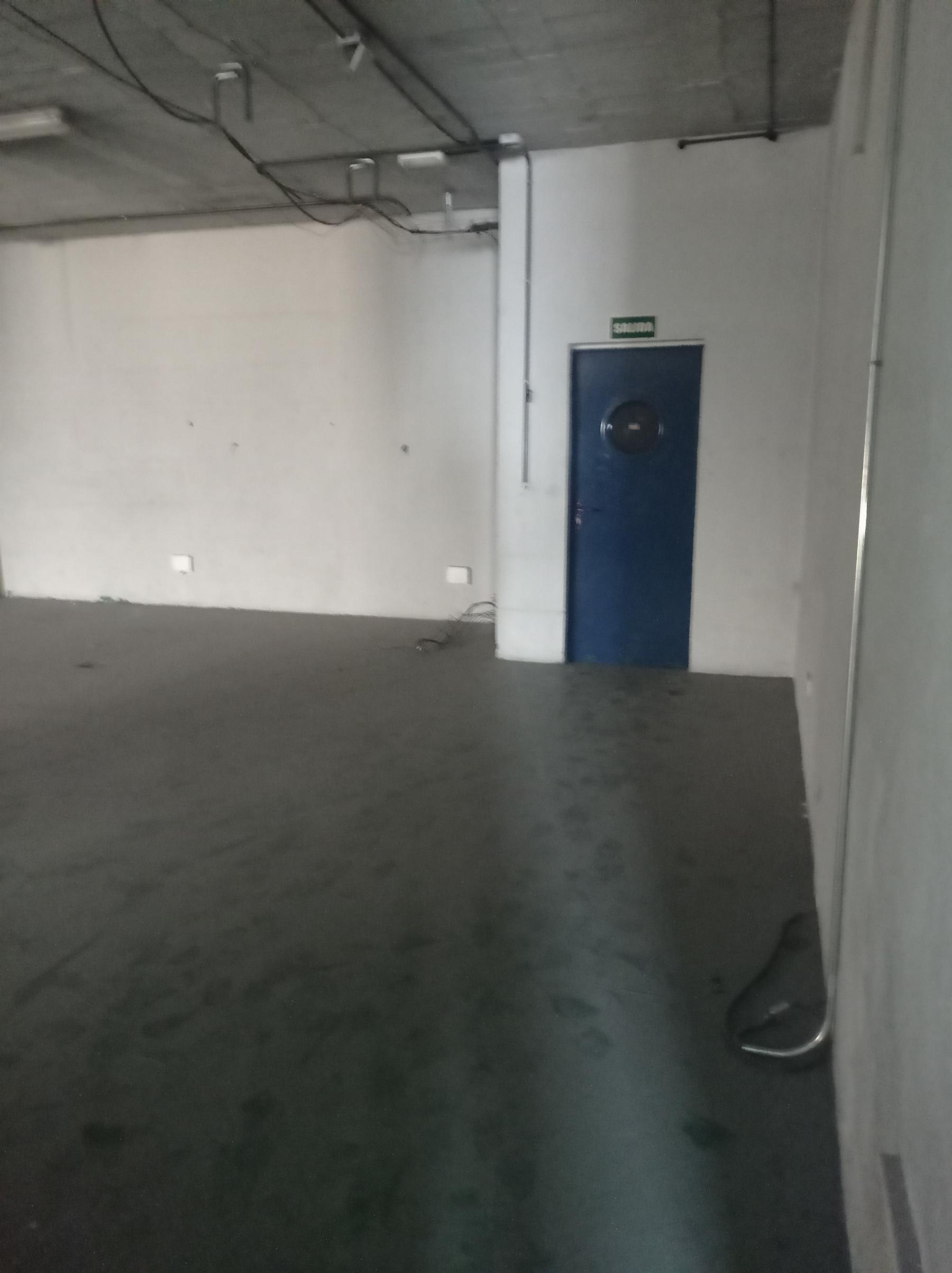 Venta de nave industrial en Madrid