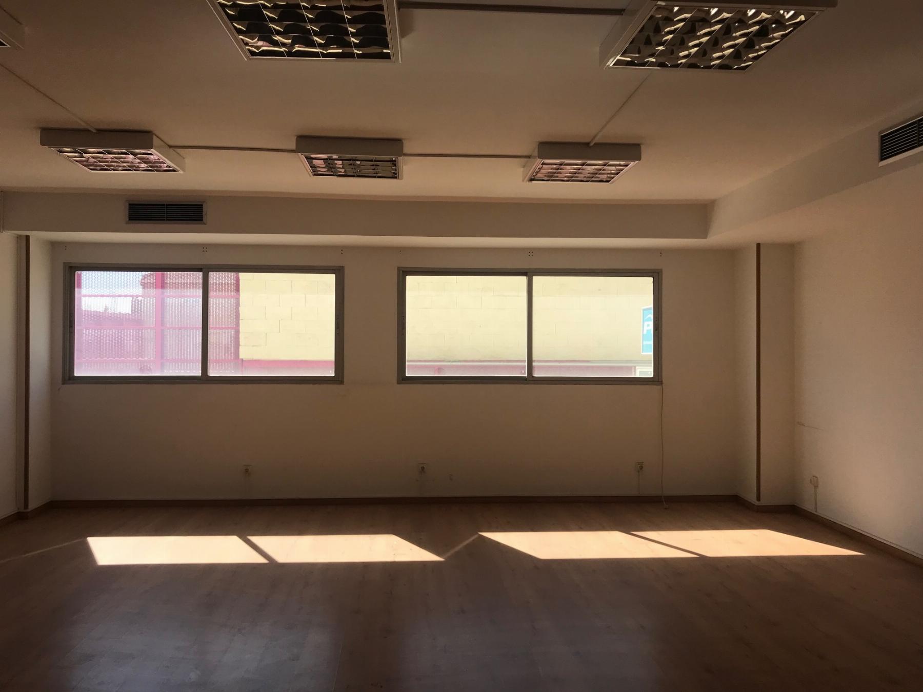 Venta de oficina en San Fernando de Henares