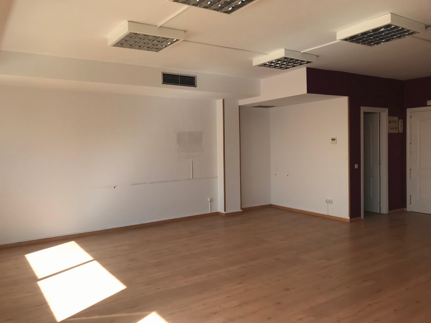 Venta de oficina en San Fernando de Henares