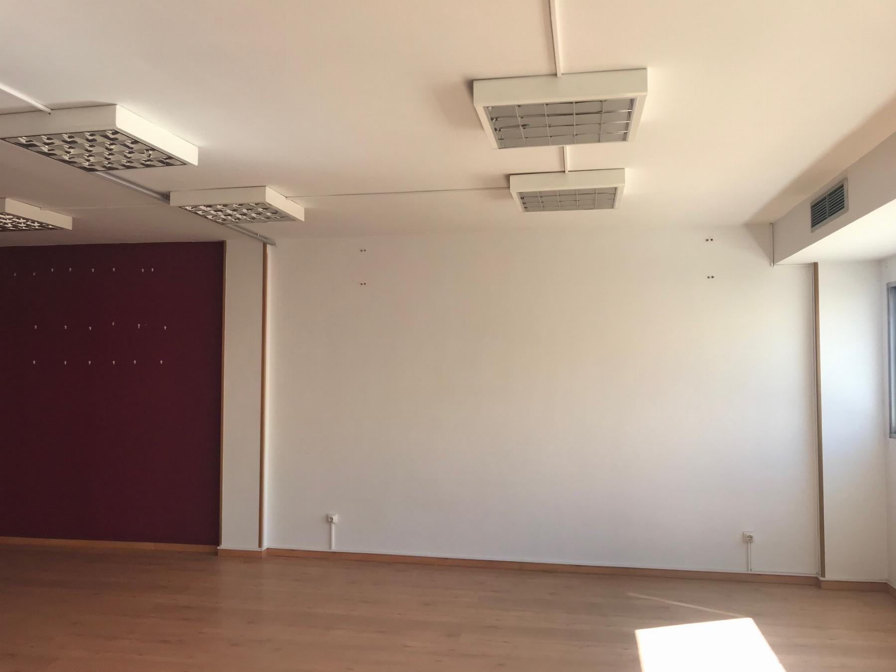 Venta de oficina en San Fernando de Henares