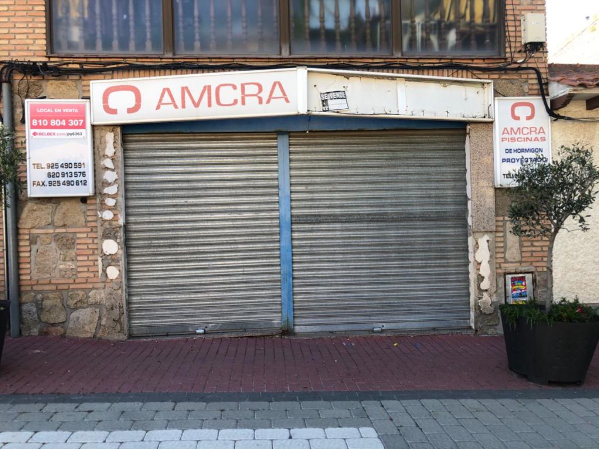 Venta de local comercial en Olías del Rey