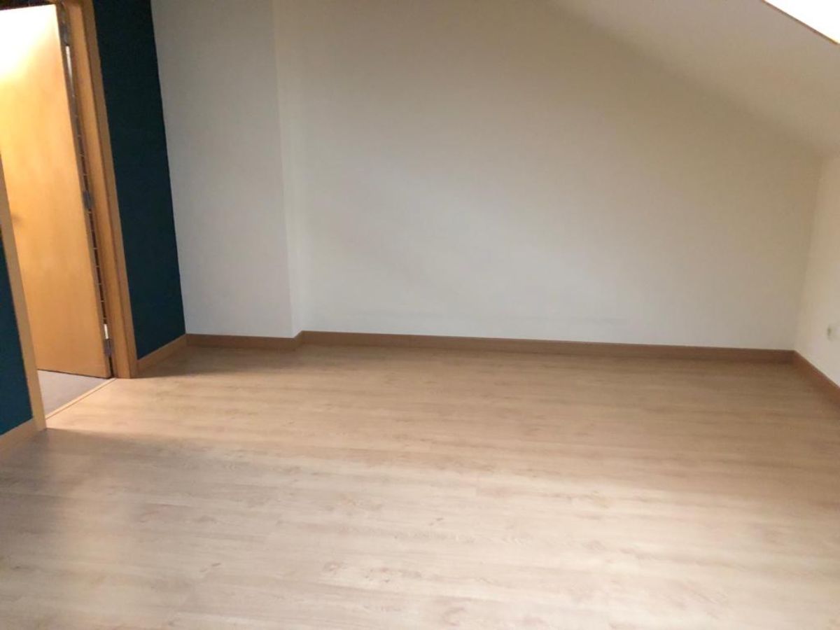 Venta de dúplex en El Viso de San Juan