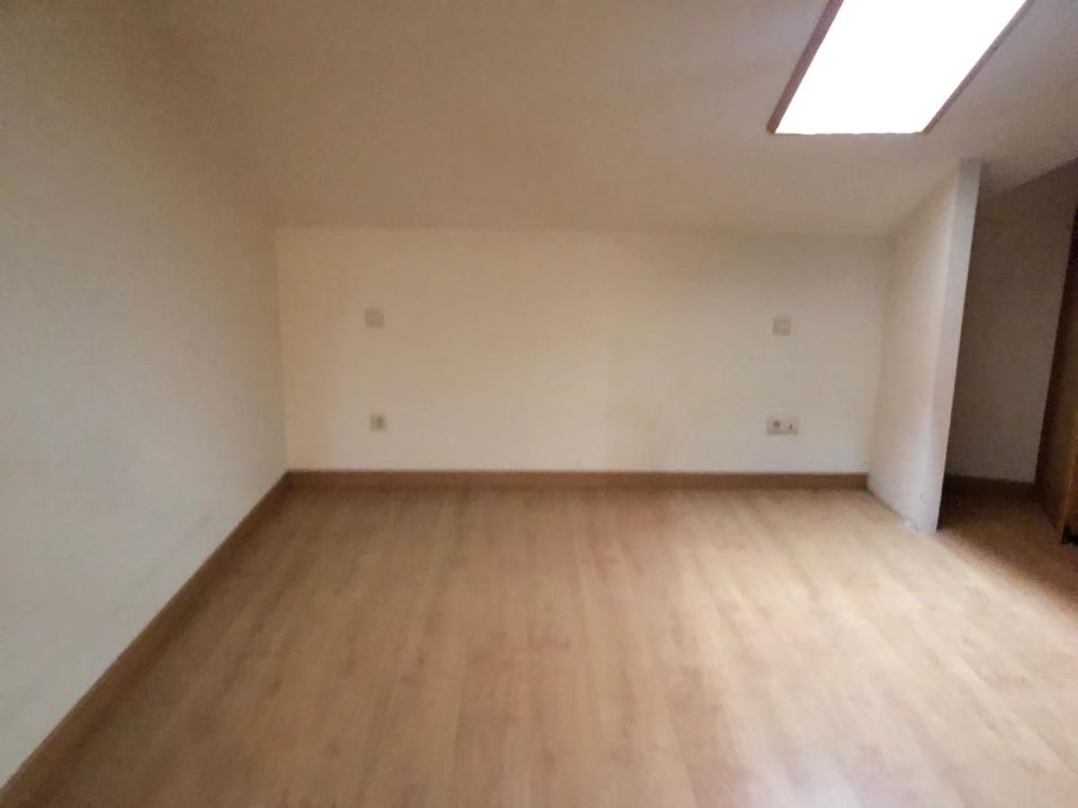 Venta de dúplex en El Viso de San Juan