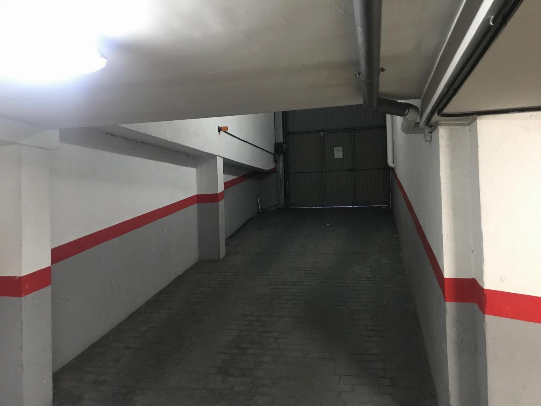 Venta de garaje en Camarma de Esteruelas