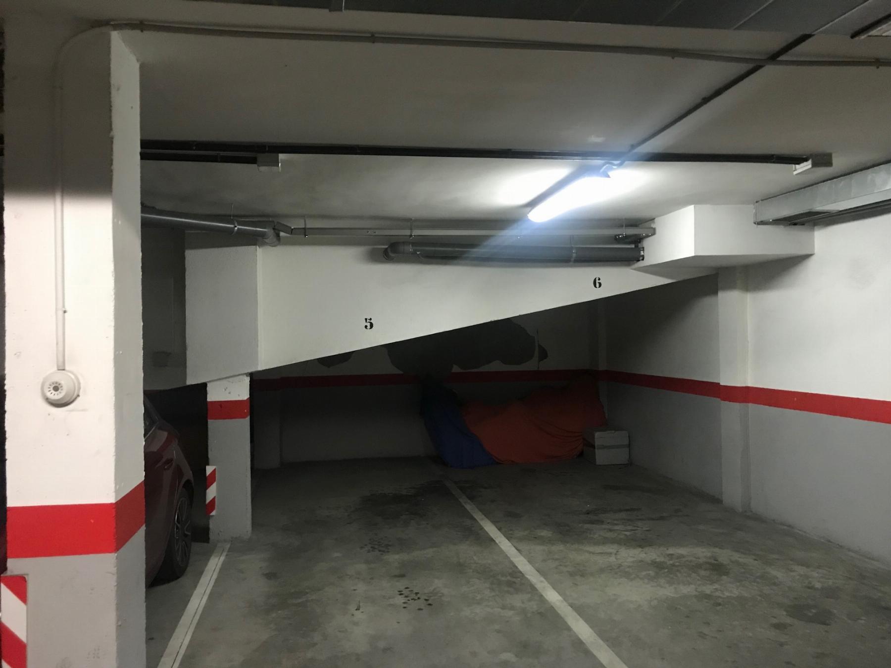 Venta de garaje en Camarma de Esteruelas