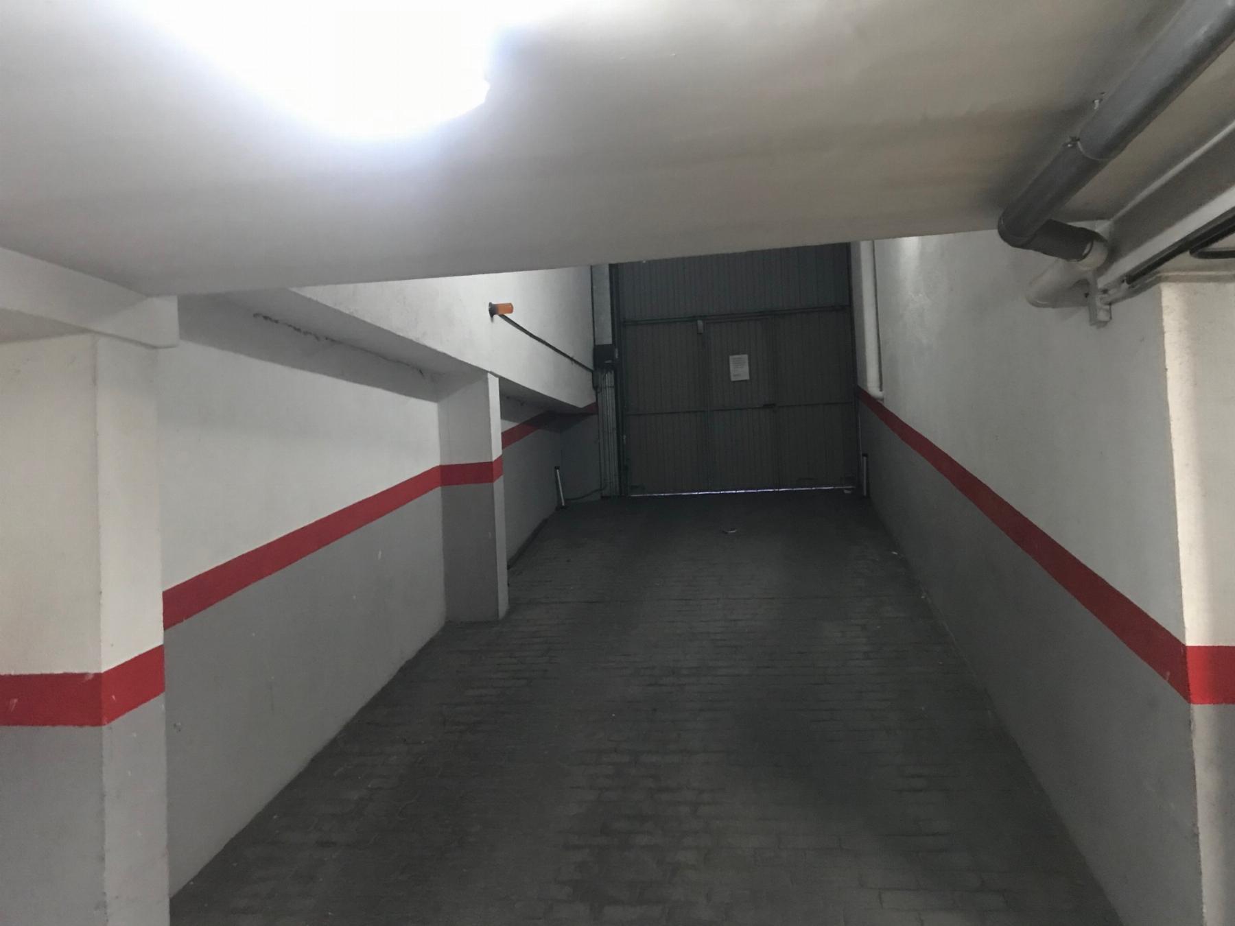Venta de garaje en Camarma de Esteruelas