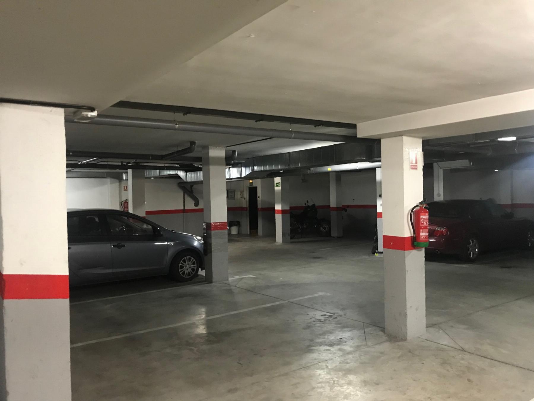 Venta de garaje en Camarma de Esteruelas