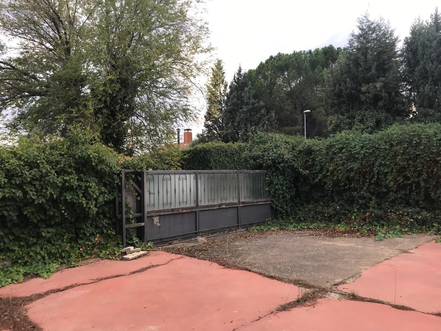 Venta de villa en Villalbilla