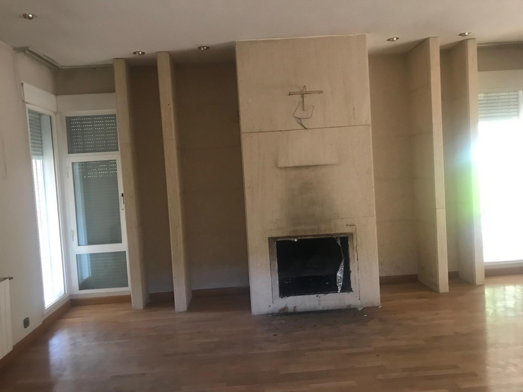 Venta de villa en Villalbilla