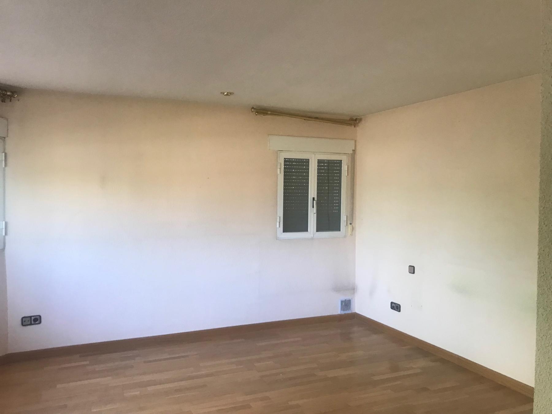 Venta de villa en Villalbilla