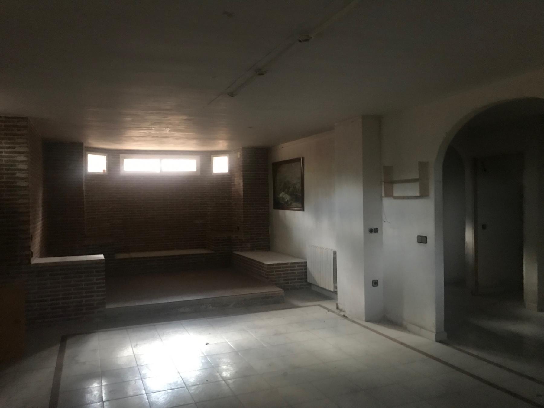 Venta de villa en Villalbilla