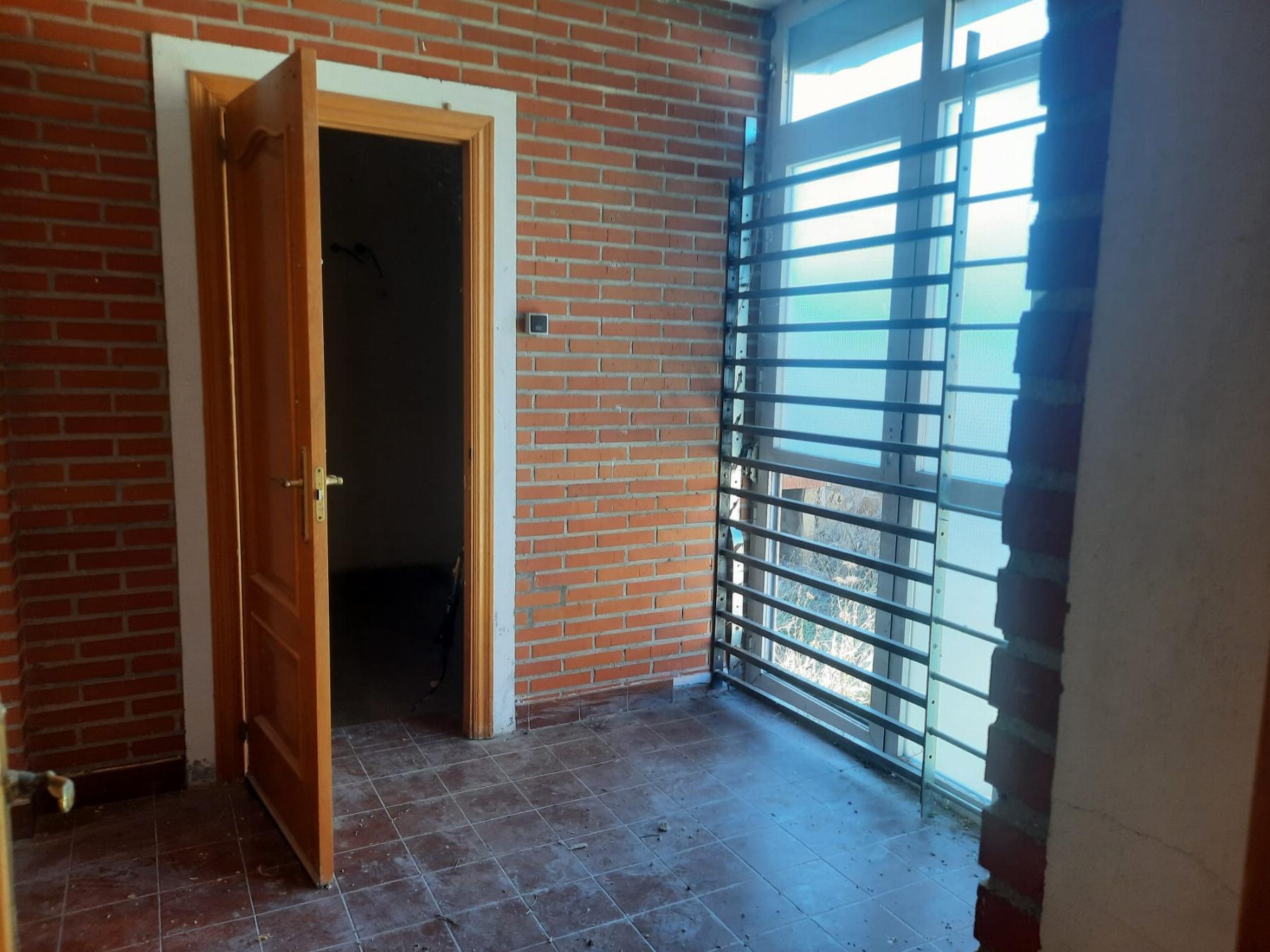 Venta de chalet en Alcabón