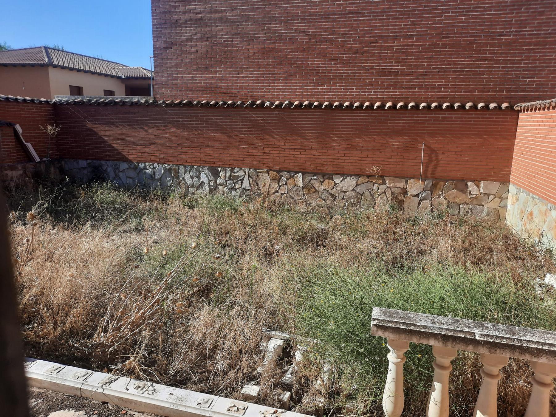 Venta de chalet en Alcabón