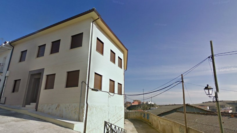 Venta de piso en Borox