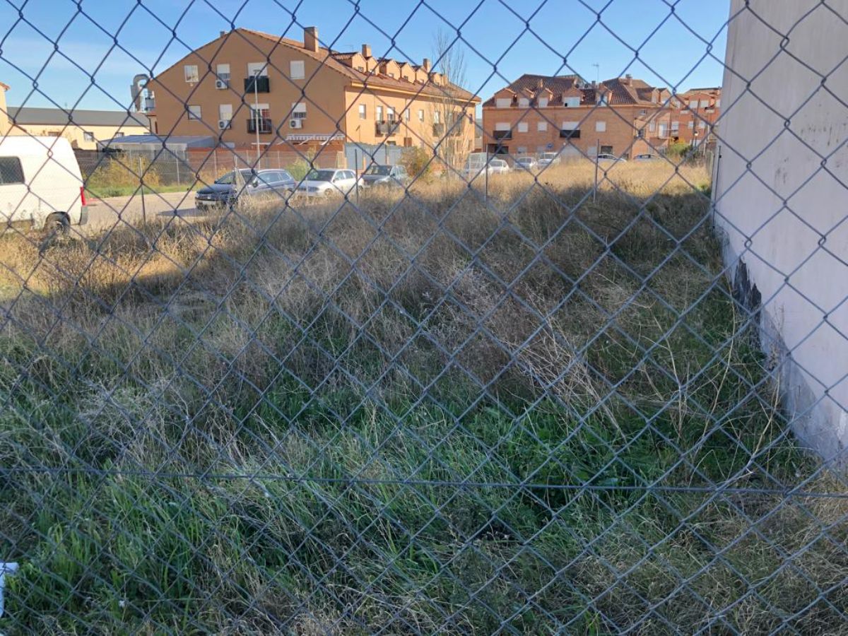 Venta de terreno en Yeles