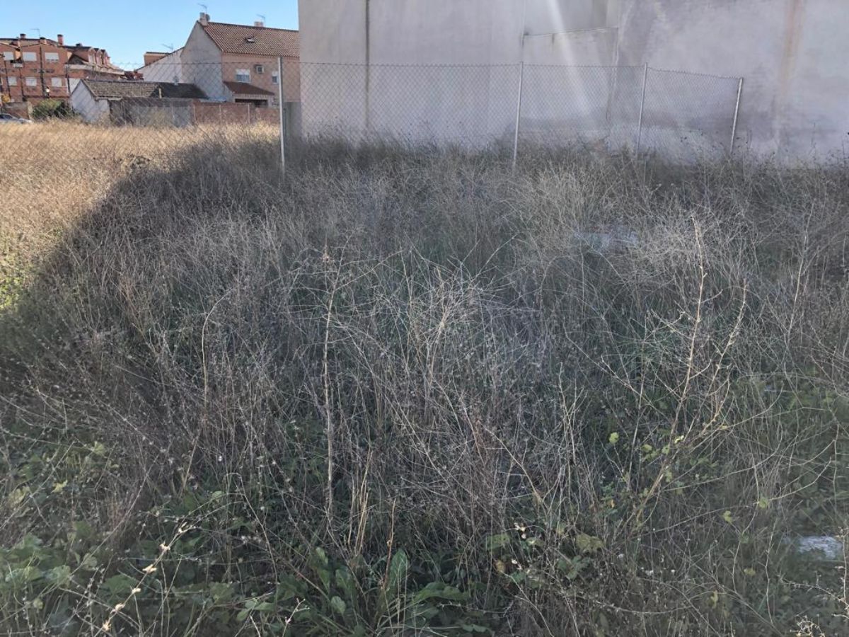 Venta de terreno en Yeles