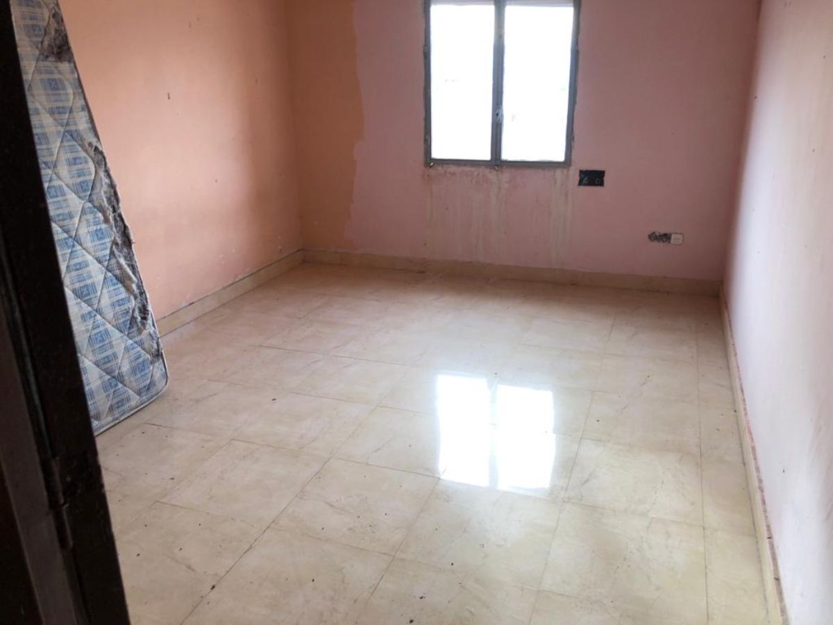 Venta de piso en Mora