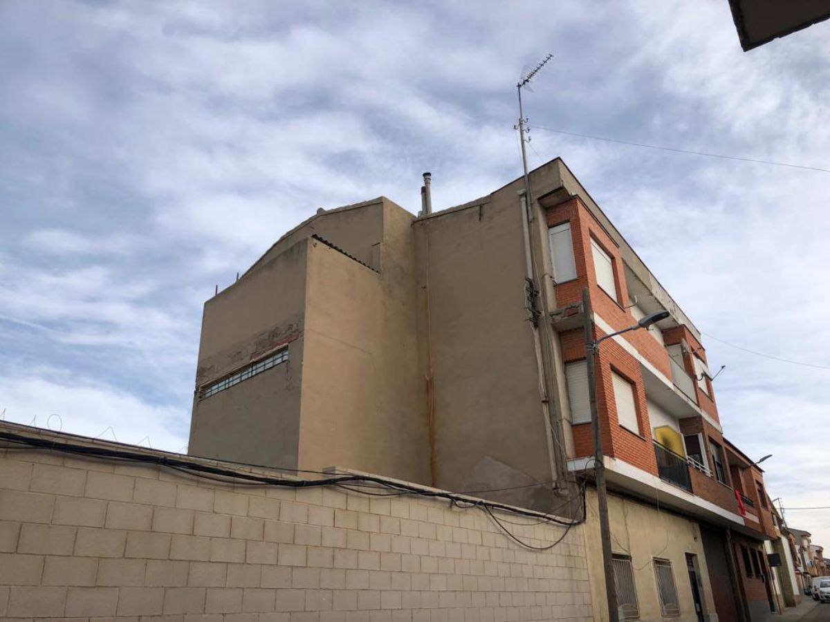 Venta de piso en Mora