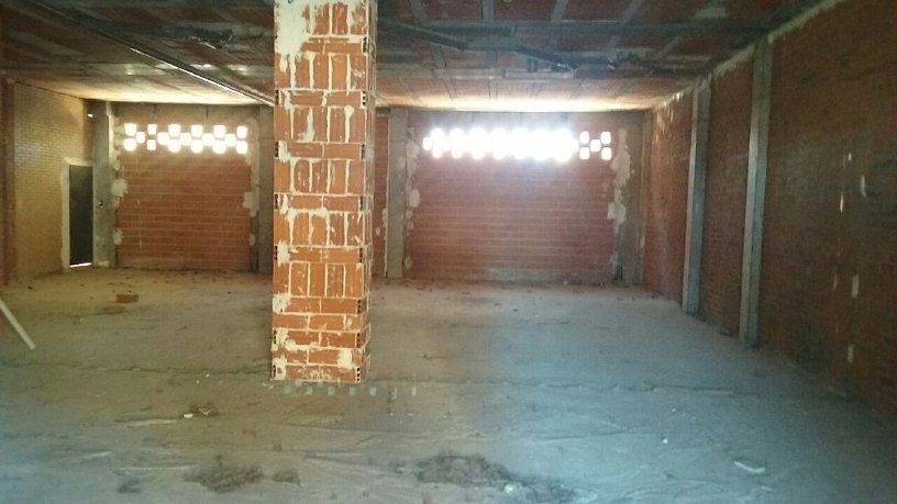Venta de local comercial en Humanes de Madrid