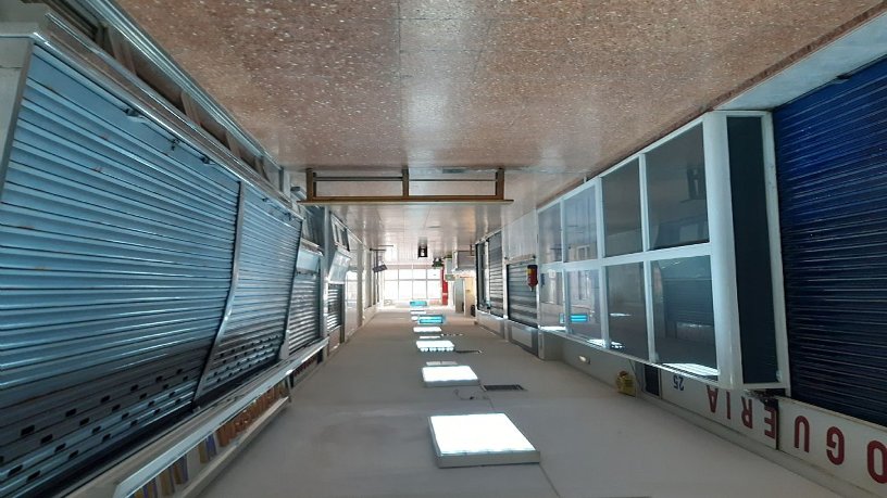 Venta de local comercial en Parla